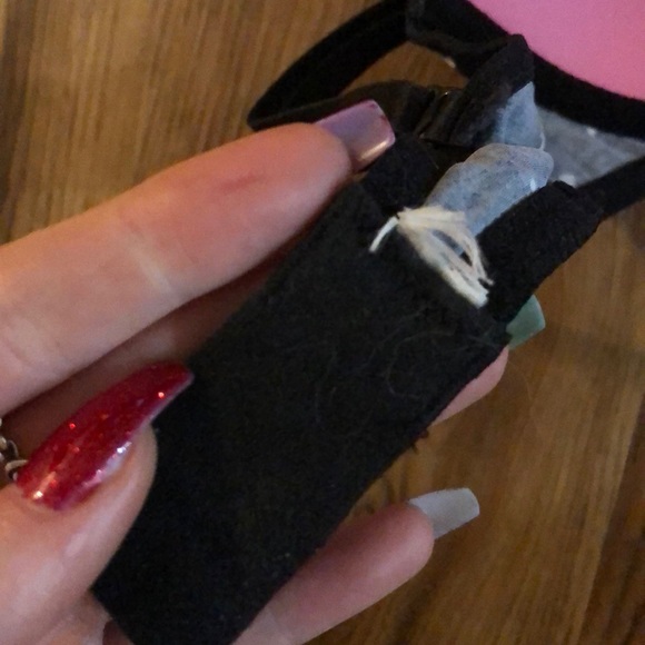 VS Pink Bra - Picture 3 of 4